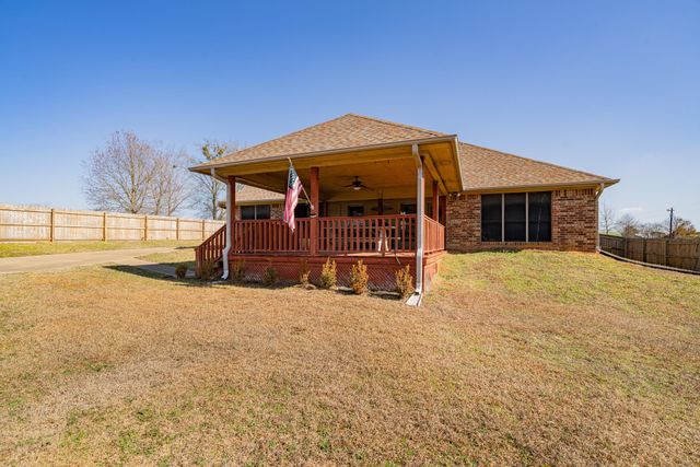 4870 Canary Rd, Gilmer, TX 75645