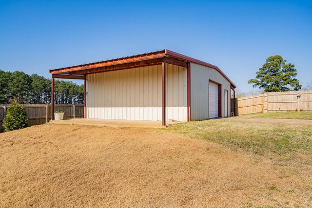 4870 Canary Rd, Gilmer, TX 75645