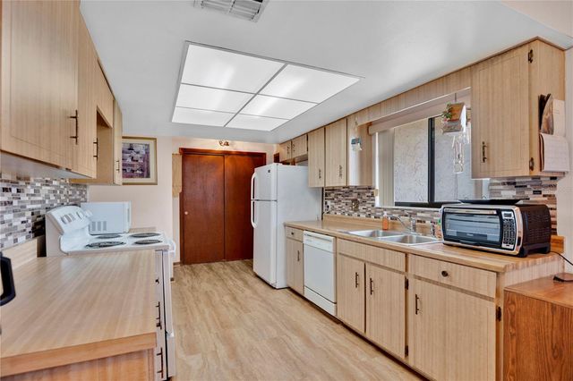 202 DOSTER DRIVE, Casselberry, FL 32707