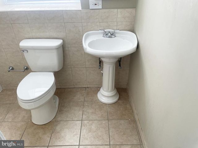 1828 N 52ND STREET, Philadelphia, PA 19131