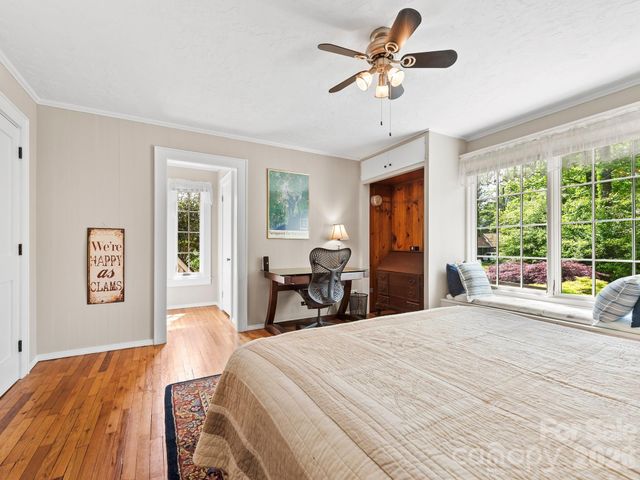 84 Arthur Road, Asheville, NC 28806