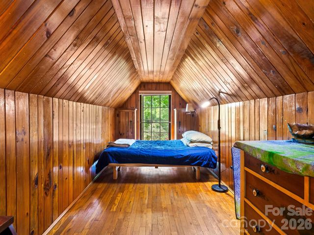 84 Arthur Road, Asheville, NC 28806