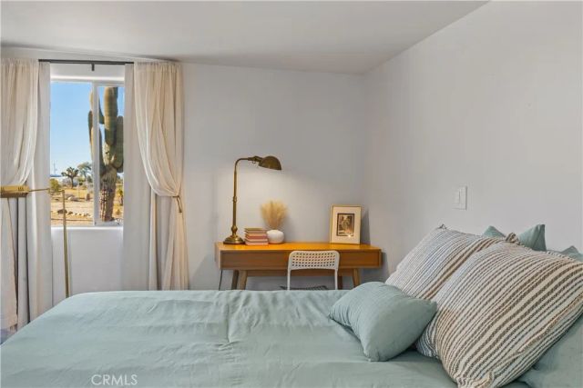 60611 Birdie Ln, Landers, CA 92285