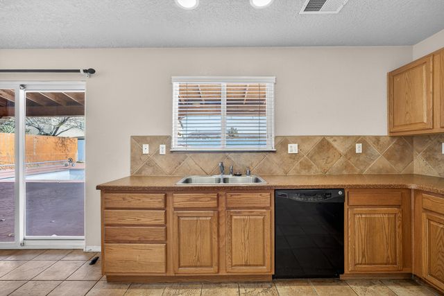 1287 Carrizo Street NW, Los Lunas, NM 87031