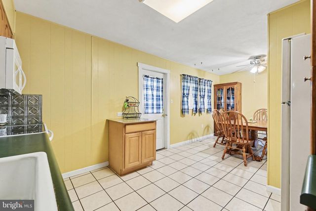24 MAPLE DRIVE, Mechanicsburg, PA 17050