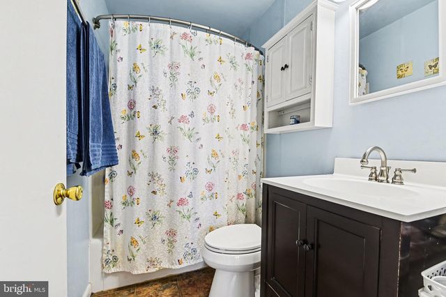24 MAPLE DRIVE, Mechanicsburg, PA 17050
