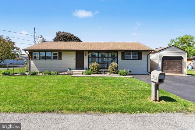 24 MAPLE DRIVE, Mechanicsburg, PA 17050