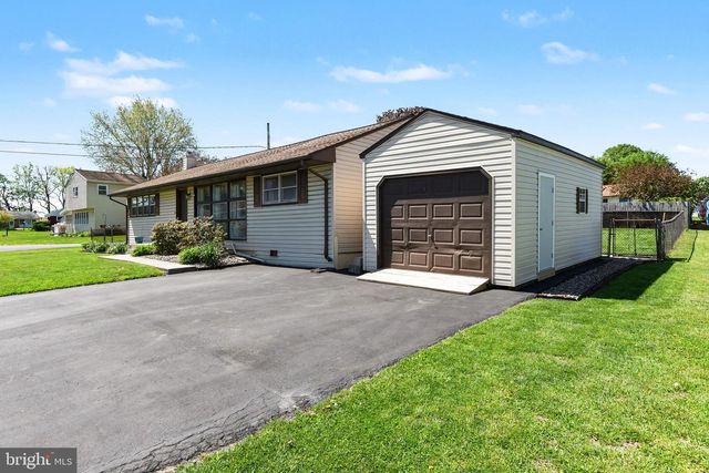 24 MAPLE DRIVE, Mechanicsburg, PA 17050