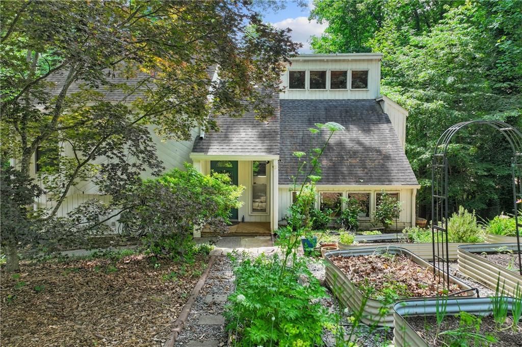 2802 Field Creek Court NE, Marietta, GA 30062