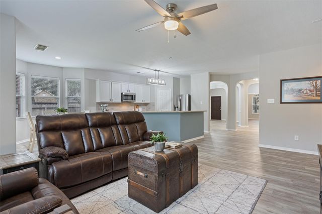 2815 Bay Springs View, Richmond, TX 77406
