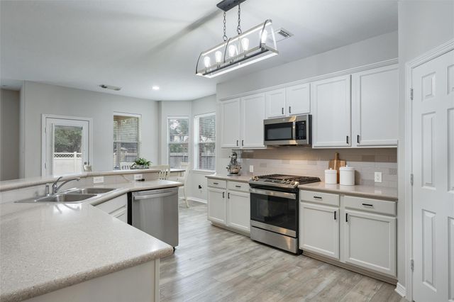 2815 Bay Springs View, Richmond, TX 77406