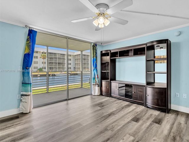 3600 NE 170th St 102, North Miami Beach, FL 33160