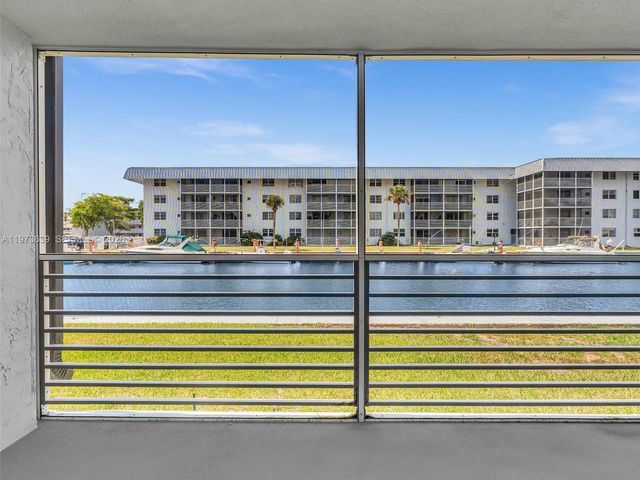 3600 NE 170th St 102, North Miami Beach, FL 33160