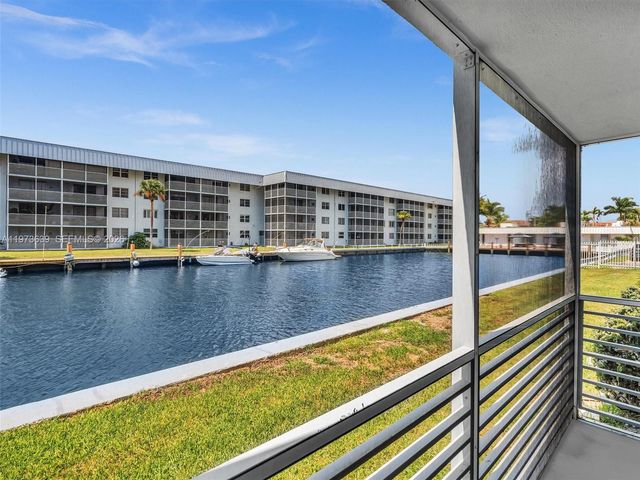 3600 NE 170th St 102, North Miami Beach, FL 33160