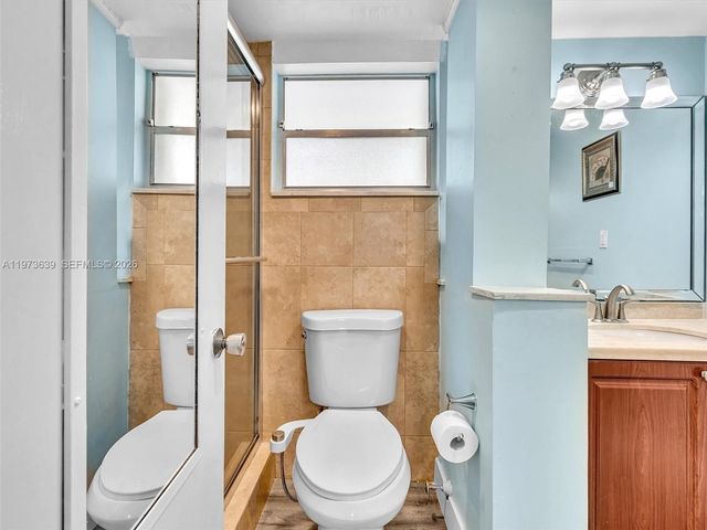 3600 NE 170th St 102, North Miami Beach, FL 33160