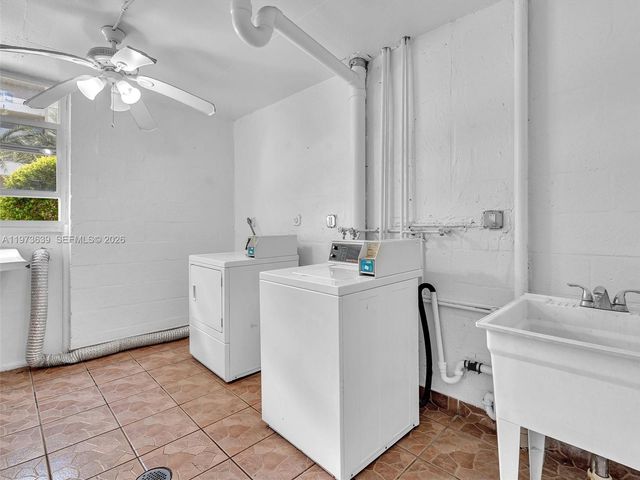 3600 NE 170th St 102, North Miami Beach, FL 33160