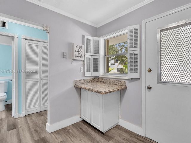 3600 NE 170th St 102, North Miami Beach, FL 33160