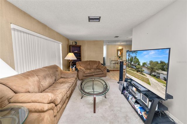 5028 HEADLAND HILLS AVENUE, Tampa, FL 33625