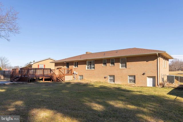 120 AMELIA AVE, Stephens City, VA 22655