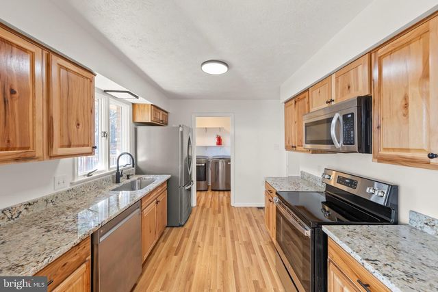 120 AMELIA AVE, Stephens City, VA 22655