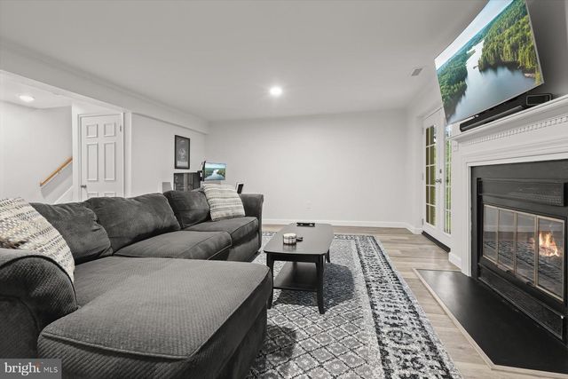8614 TOWER BRIDGE WAY, Lutherville Timonium, MD 21093
