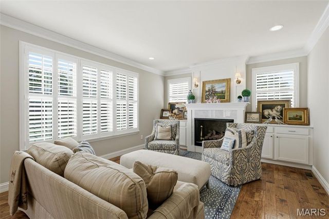1456 Fawnvalley Court, Des Peres, MO 63131