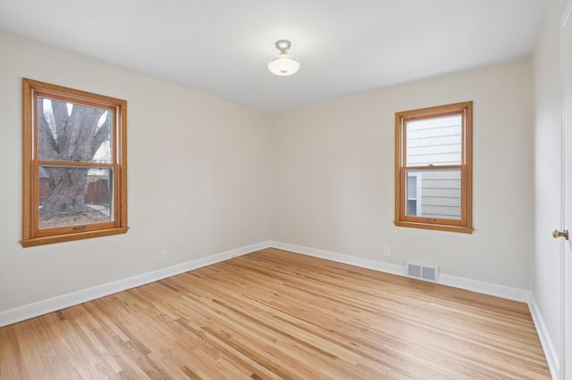 5115 16th Avenue S, Minneapolis, MN 55417