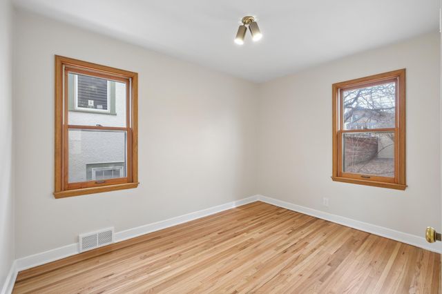 5115 16th Avenue S, Minneapolis, MN 55417