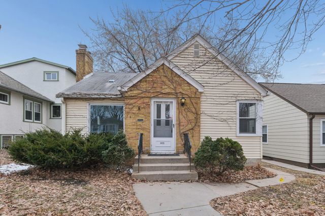 5115 16th Avenue S, Minneapolis, MN 55417