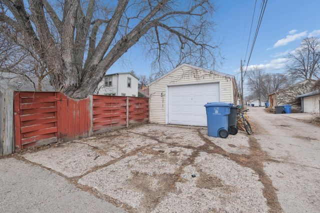 5115 16th Avenue S, Minneapolis, MN 55417