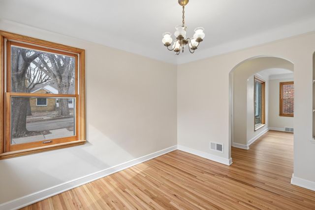 5115 16th Avenue S, Minneapolis, MN 55417