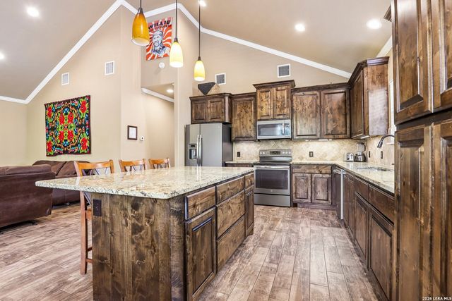 198 River Villas Ct Unit 3, New Braunfels, TX 78132