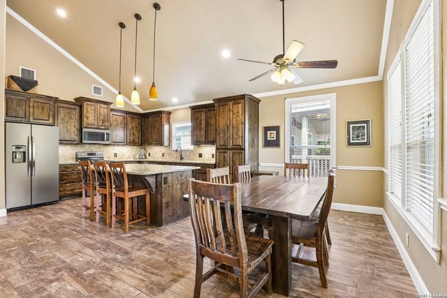 198 River Villas Ct Unit 3, New Braunfels, TX 78132