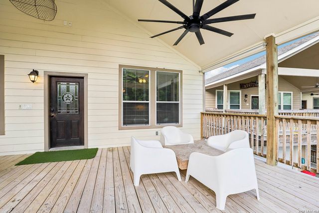 198 River Villas Ct Unit 3, New Braunfels, TX 78132