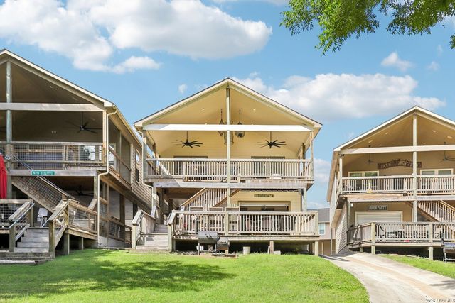 198 River Villas Ct Unit 3, New Braunfels, TX 78132