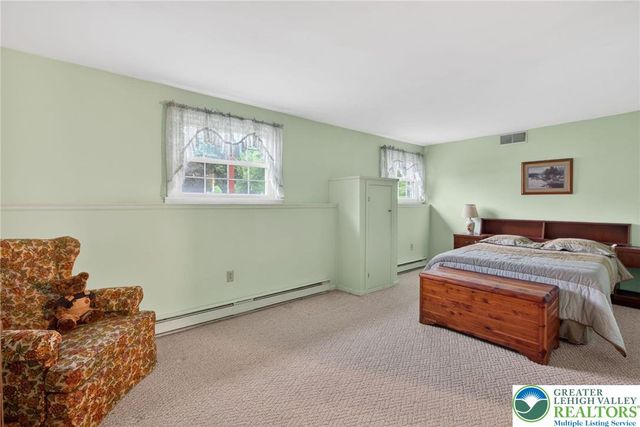 2590 31st Street Southwest, Salisbury Twp, PA 18103
