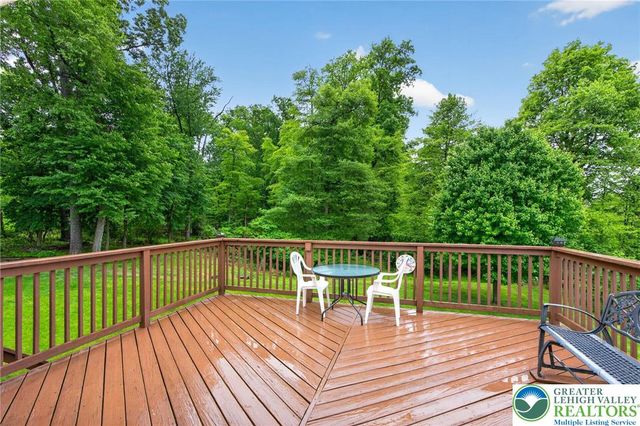 2590 31st Street Southwest, Salisbury Twp, PA 18103