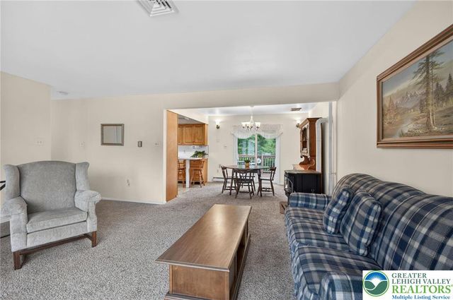 2590 31st Street Southwest, Salisbury Twp, PA 18103
