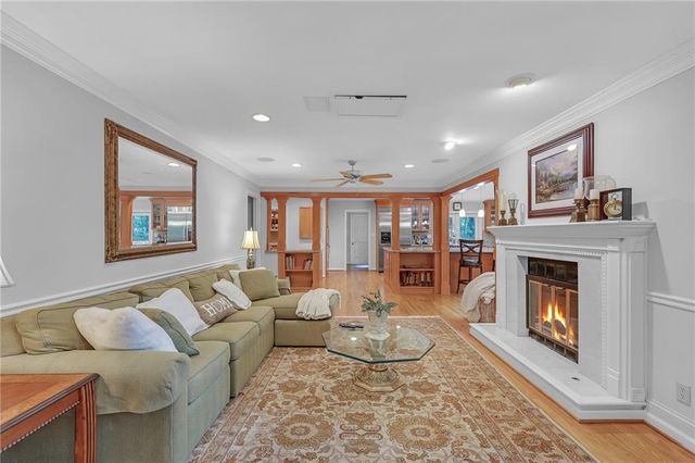3344 Weathertop Way, Roswell, GA 30075