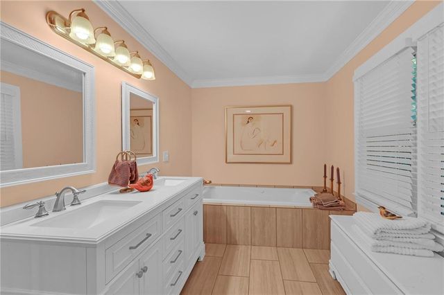 3344 Weathertop Way, Roswell, GA 30075