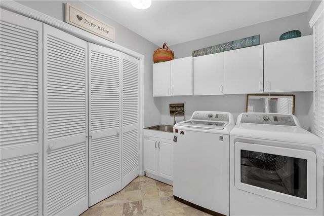 3344 Weathertop Way, Roswell, GA 30075