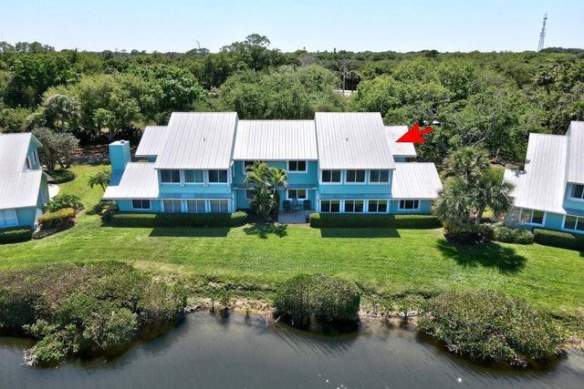 6408 S River Run Drive, Sebastian, FL 32958