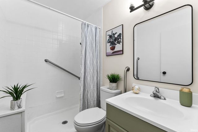 3201 W Jefferson Boulevard, South Bend, IN 46619