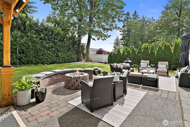 20407 SE 261st Place, Covington, WA 98042
