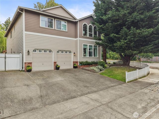 20407 SE 261st Place, Covington, WA 98042