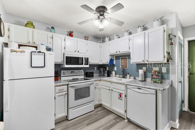 239 Beach City Rd Apt 3336, Hilton Head Island, SC 29926