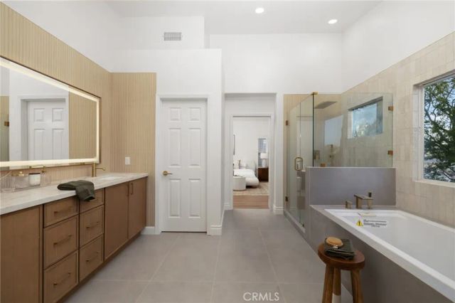 8781 E Banner Ridge, Anaheim, CA 92808