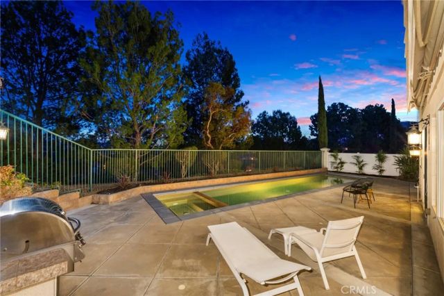 8781 E Banner Ridge, Anaheim, CA 92808