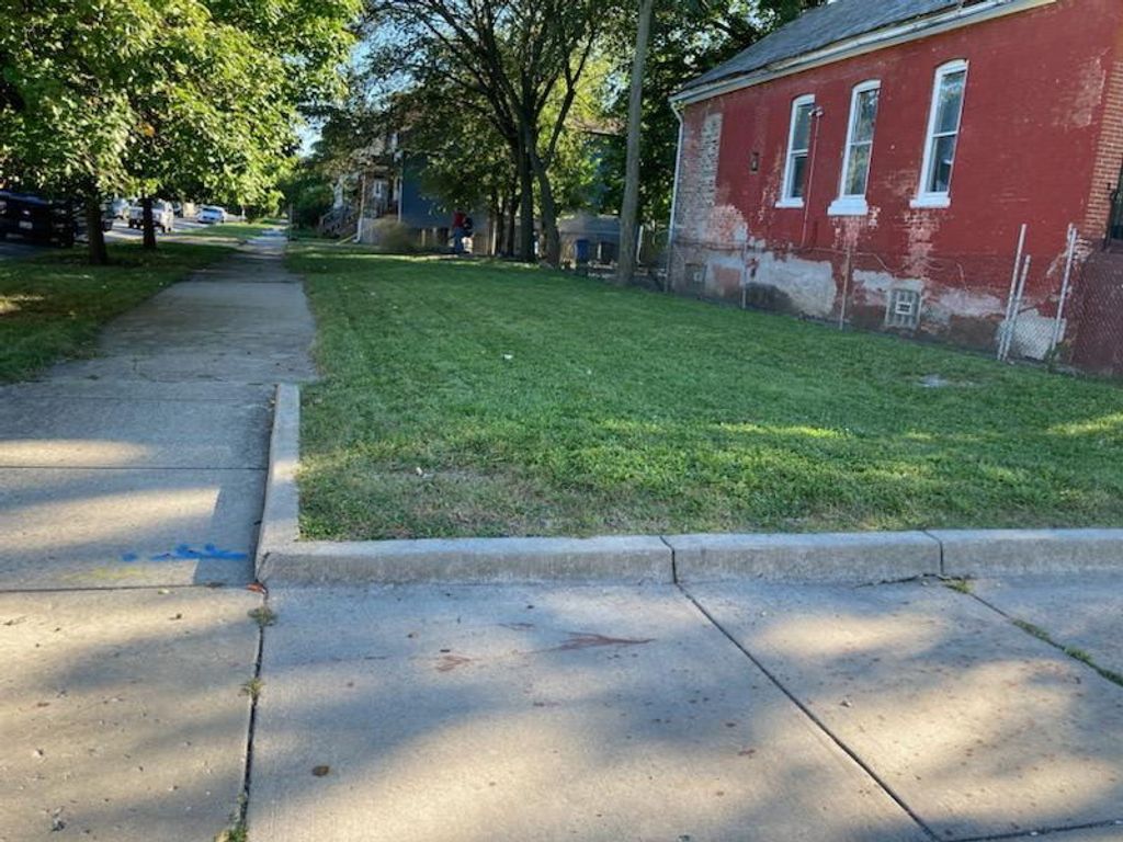 301 W 115th Street, Chicago, IL 60628