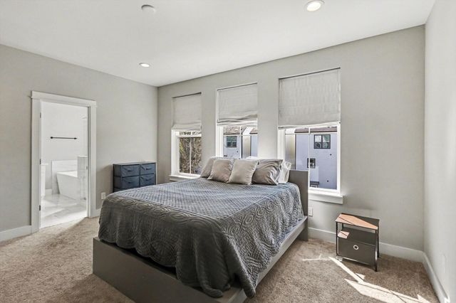 825 Woodcrest Drive, Houston, TX 77018